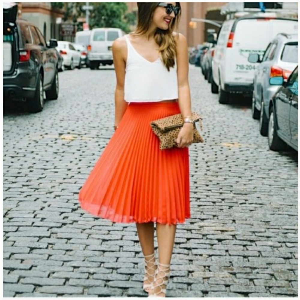 NWT! A New Day coral pleated skirt